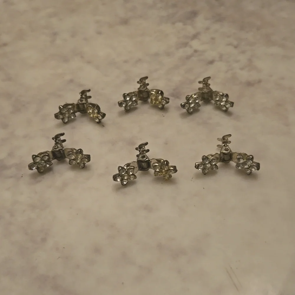 Mini Crystal Hair Accessories Sparkly Rhinestone Hair Claw Clips - Picture 2 of 5